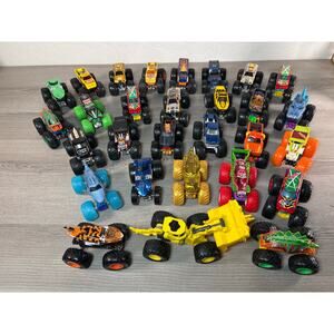 Hot Wheels Monster Jam 1:64 Diecast Truck Lot- Great Collection- 30 Total